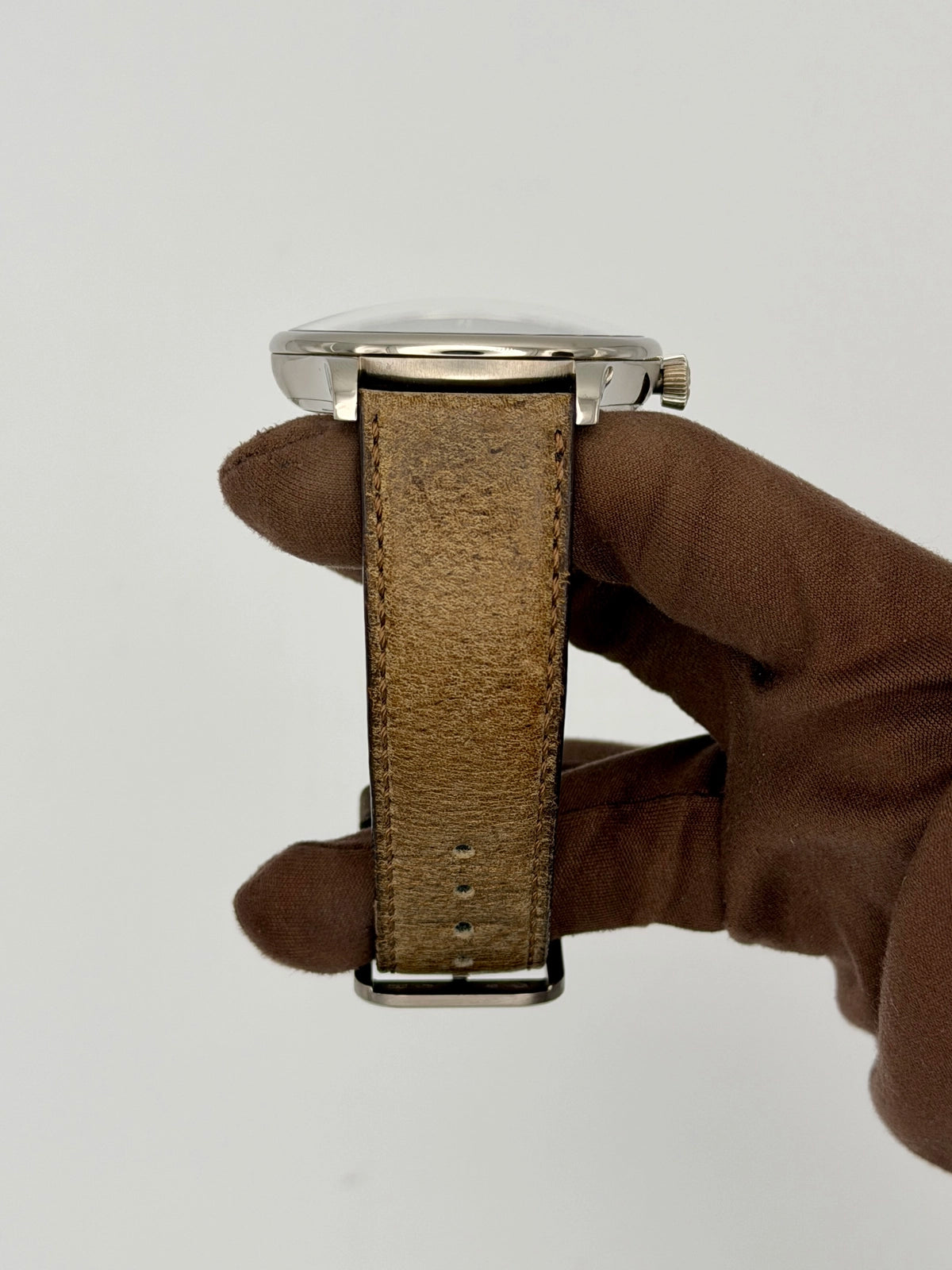 H. Moser & Cie. Venturer 2327-0203 — photo 4 of 9