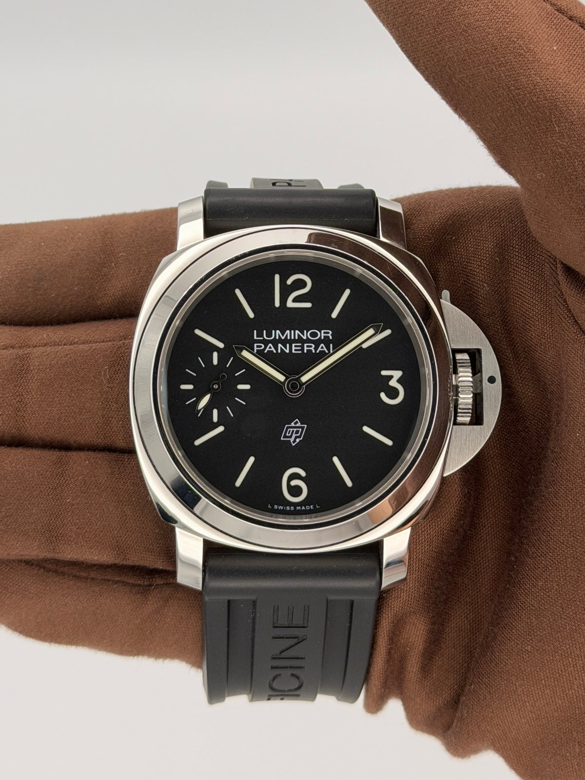2021 Panerai Luminor Logo 44mm Stainless Steel PAM01084