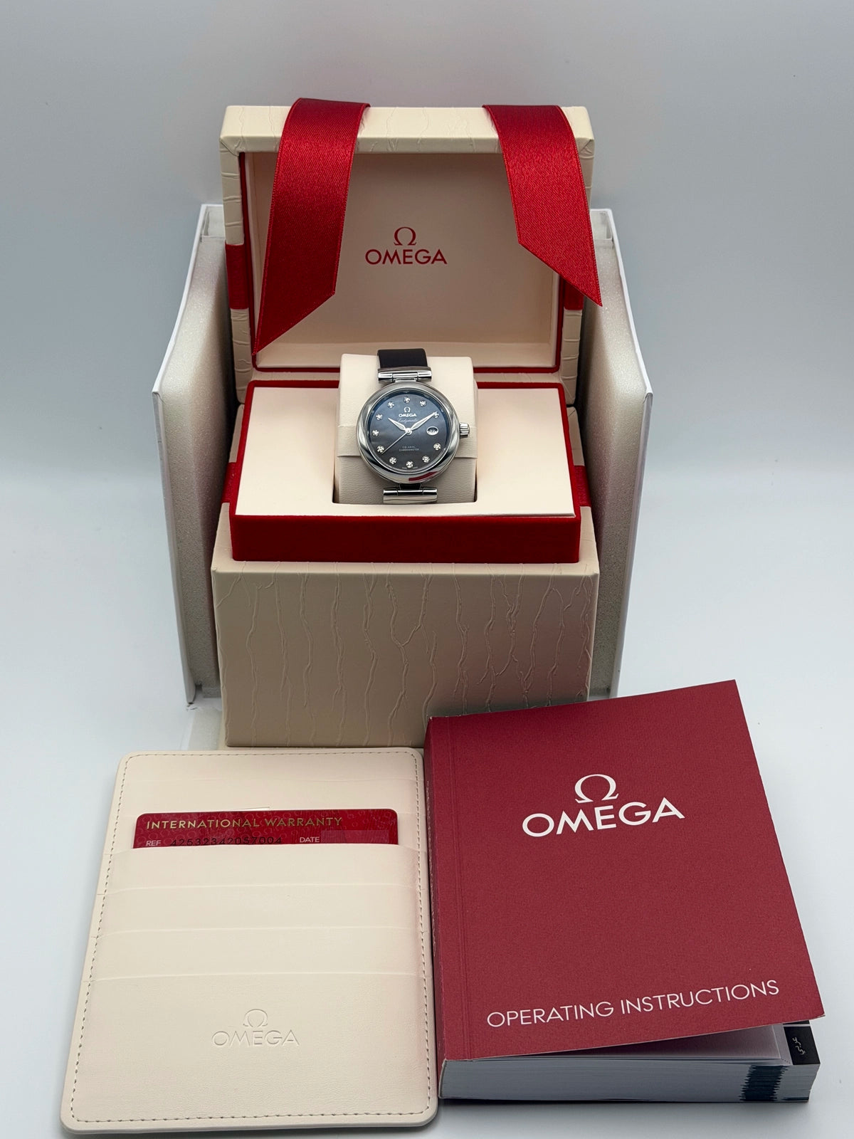 Omega De Ville Ladymatic 425.32.34.20.57.004 — photo 9 of 9