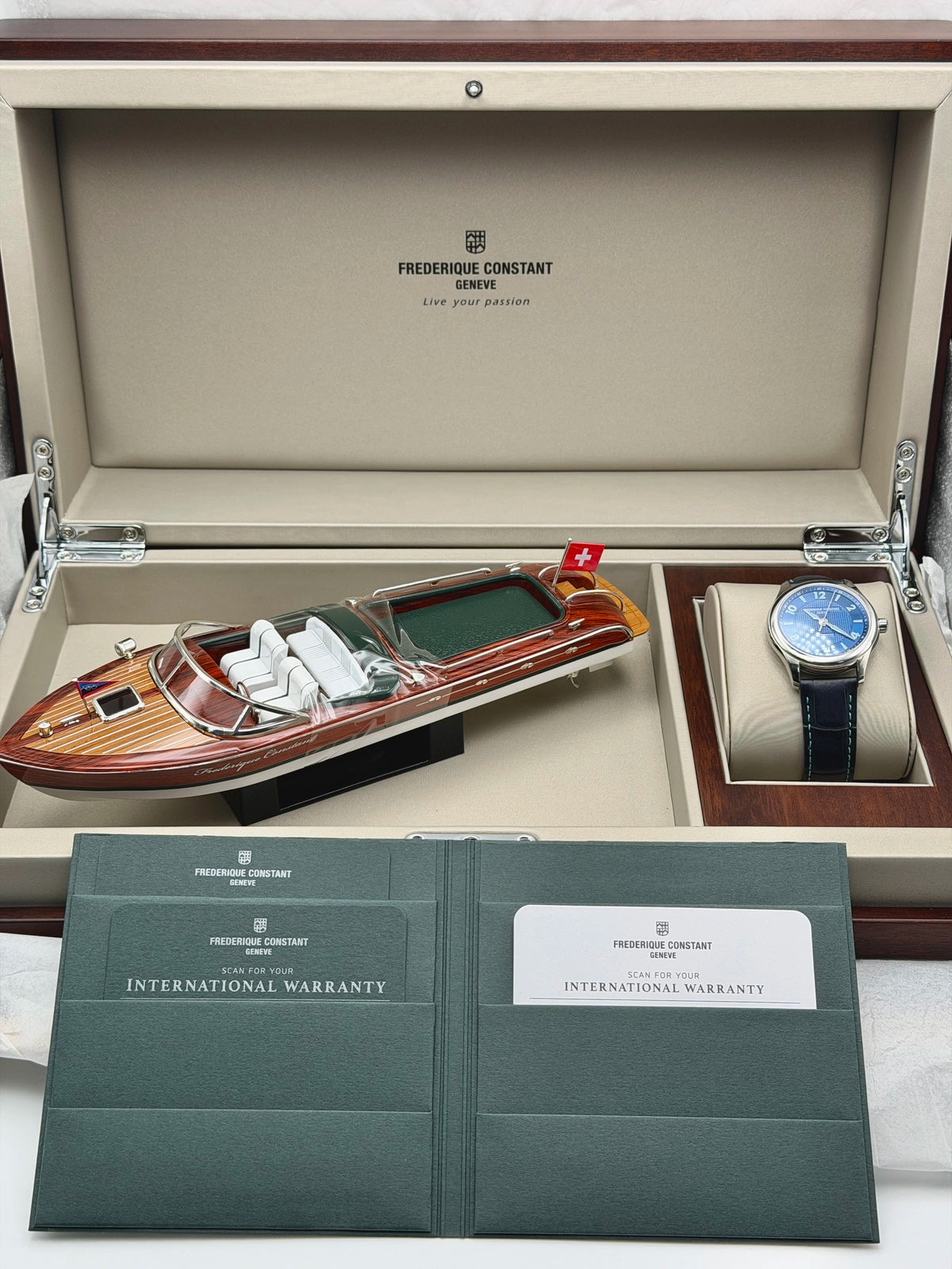 Frederique Constant Classics Runabout FC-303RMLN3B6 — photo 8 of 8