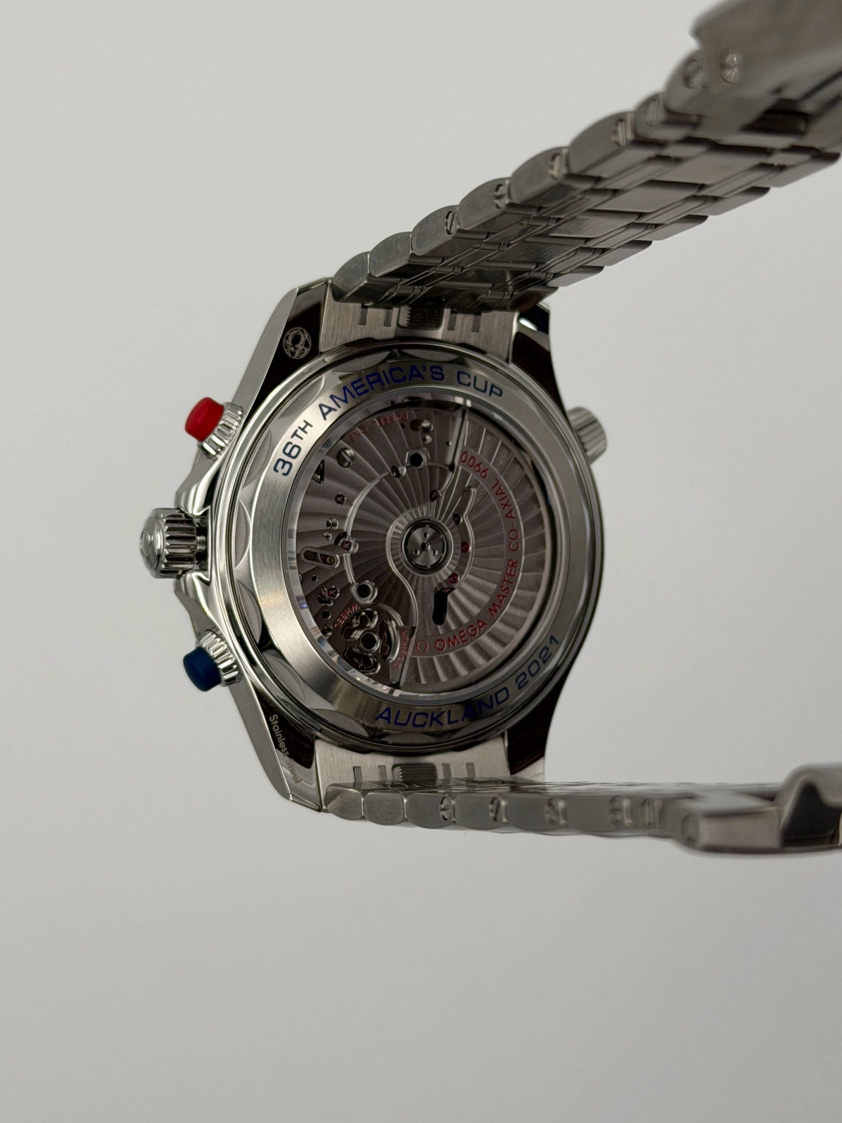 2026 Omega Seamaster Diver 300M Wooden Box (No Limited Box) 44mm Stainless Steel 210.30.44.51.03.002