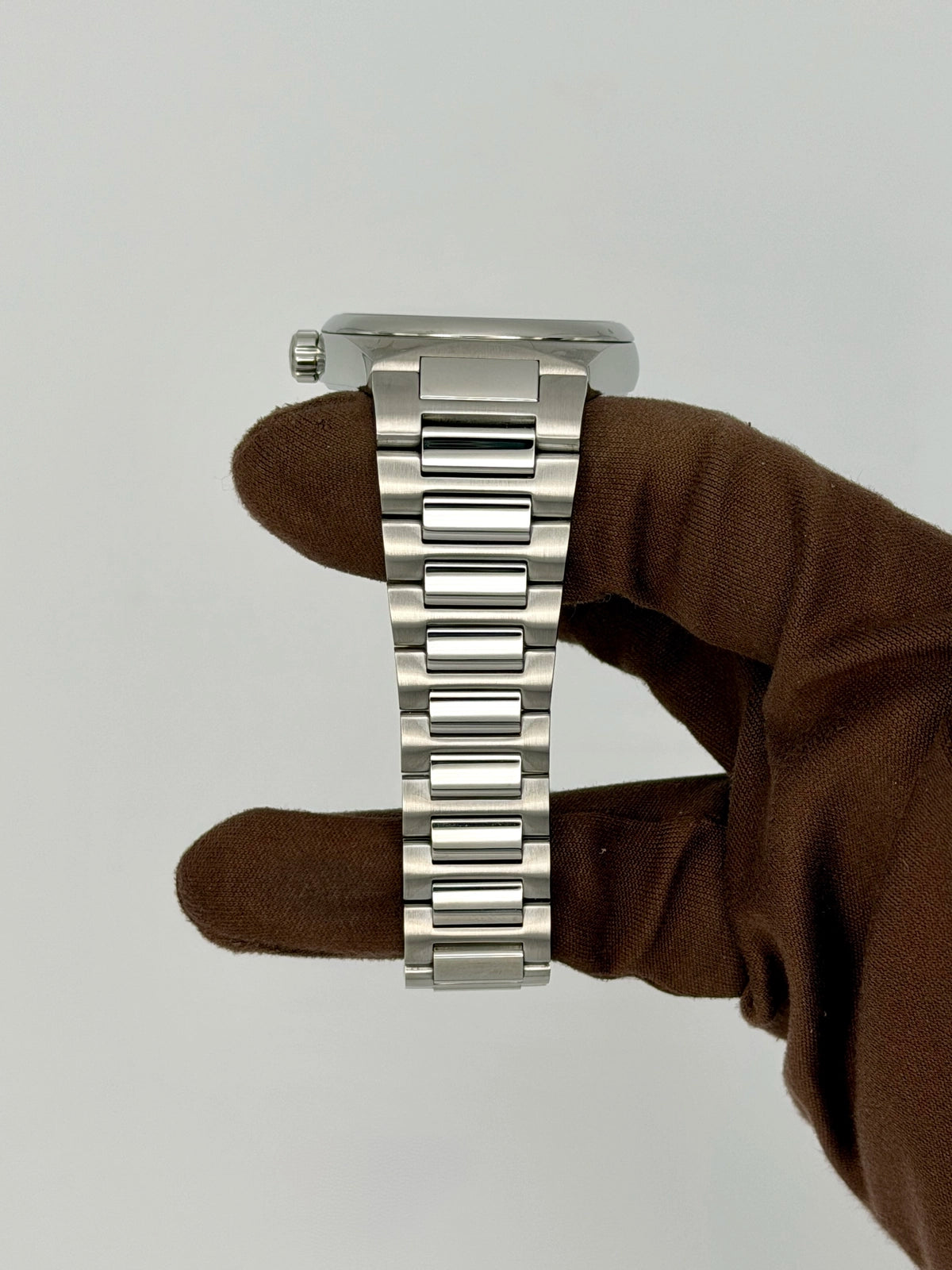 Frederique Constant Highlife Ladies Automatic Heart Beat FC-310SD2NH6B — photo 6 of 9