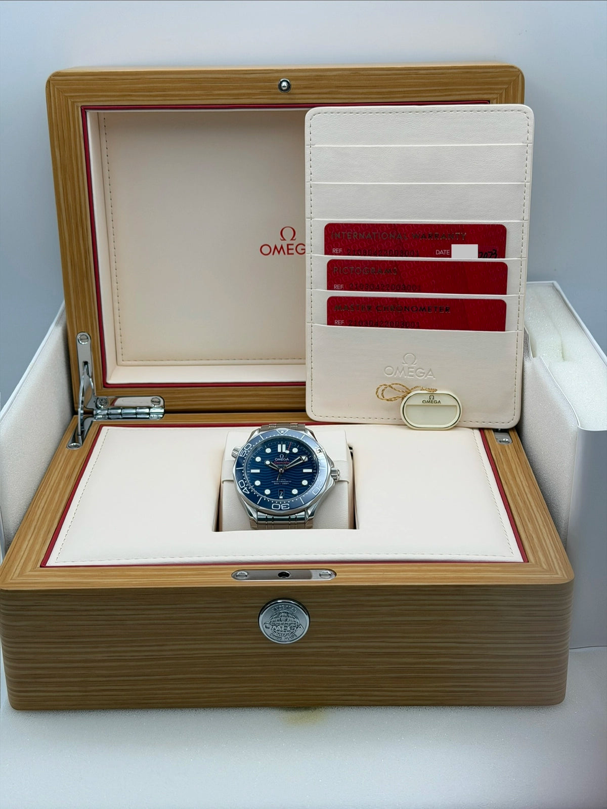 2023 Omega Seamaster Diver 300M Co-Axial Master Chronometer 42mm Stainless Steel 210.30.42.20.03.001