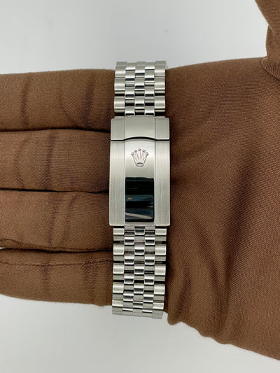 2018 Rolex Datejust 41mm Stainless Steel 126300-0014