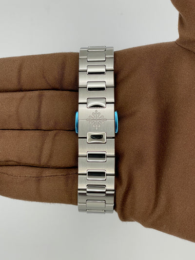 2025 Patek Philippe Ladies Nautilus 35mm Stainless Steel 7118/1200A-011