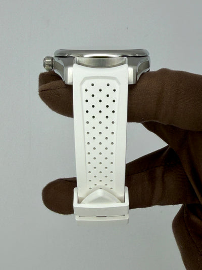 2026 H. Moser & Cie. Pioneer Centre Seconds Sunny-Side Up 43mm Stainless Steel 3201-1200