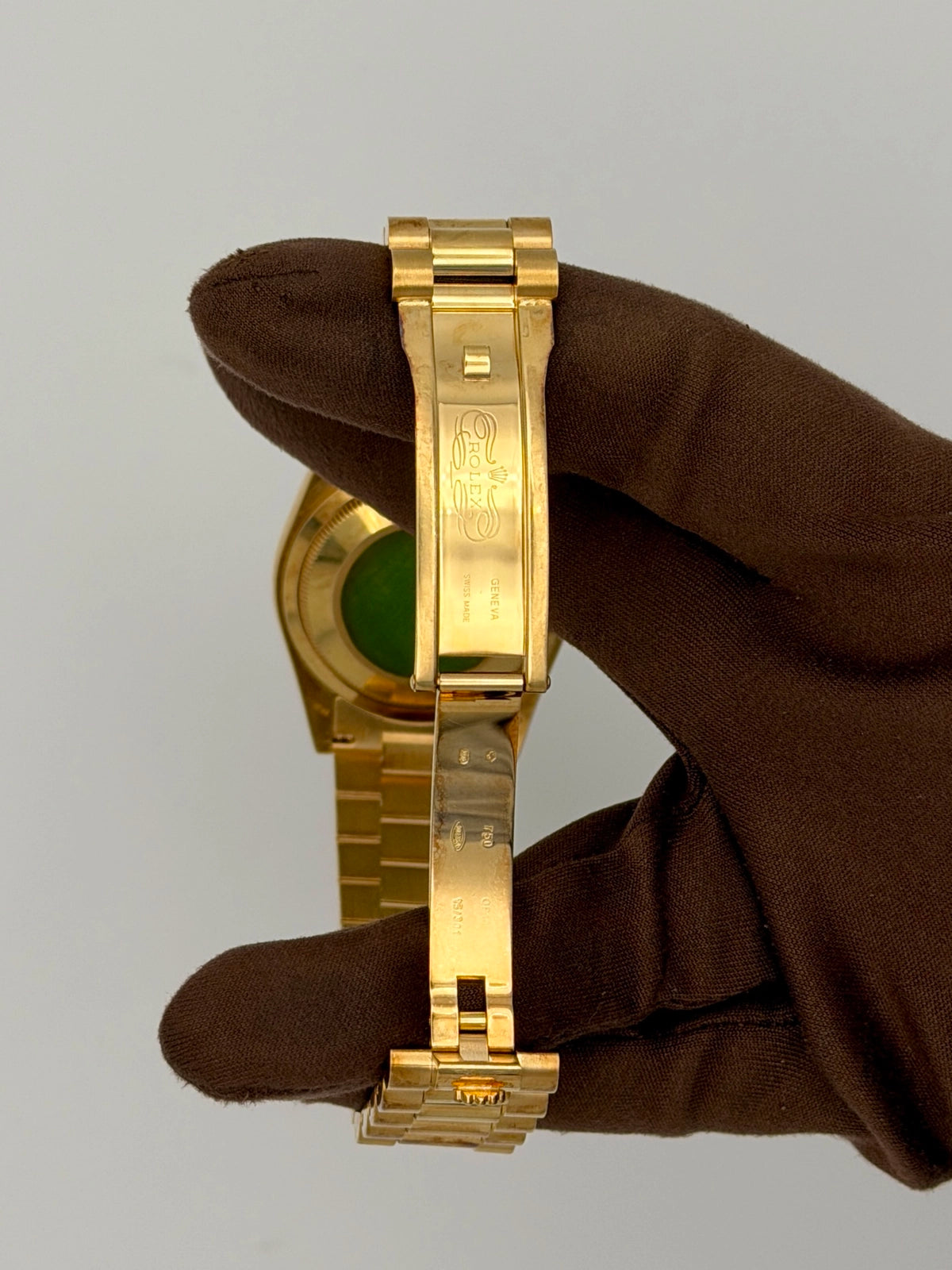 2007 Rolex Day-Date 36 New Style "Fat" Buckle 36mm Yellow Gold 118238