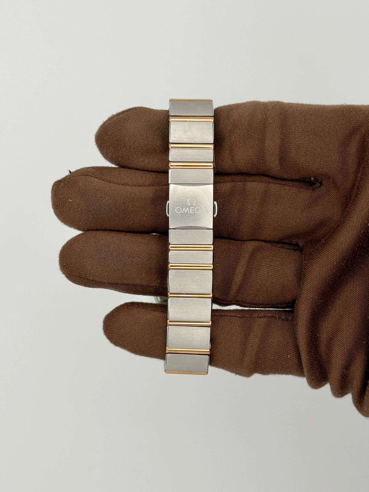 2026 Omega Constellation Quartz 25mm Stainless Steel/Sedna Gold 131.20.25.60.53.002