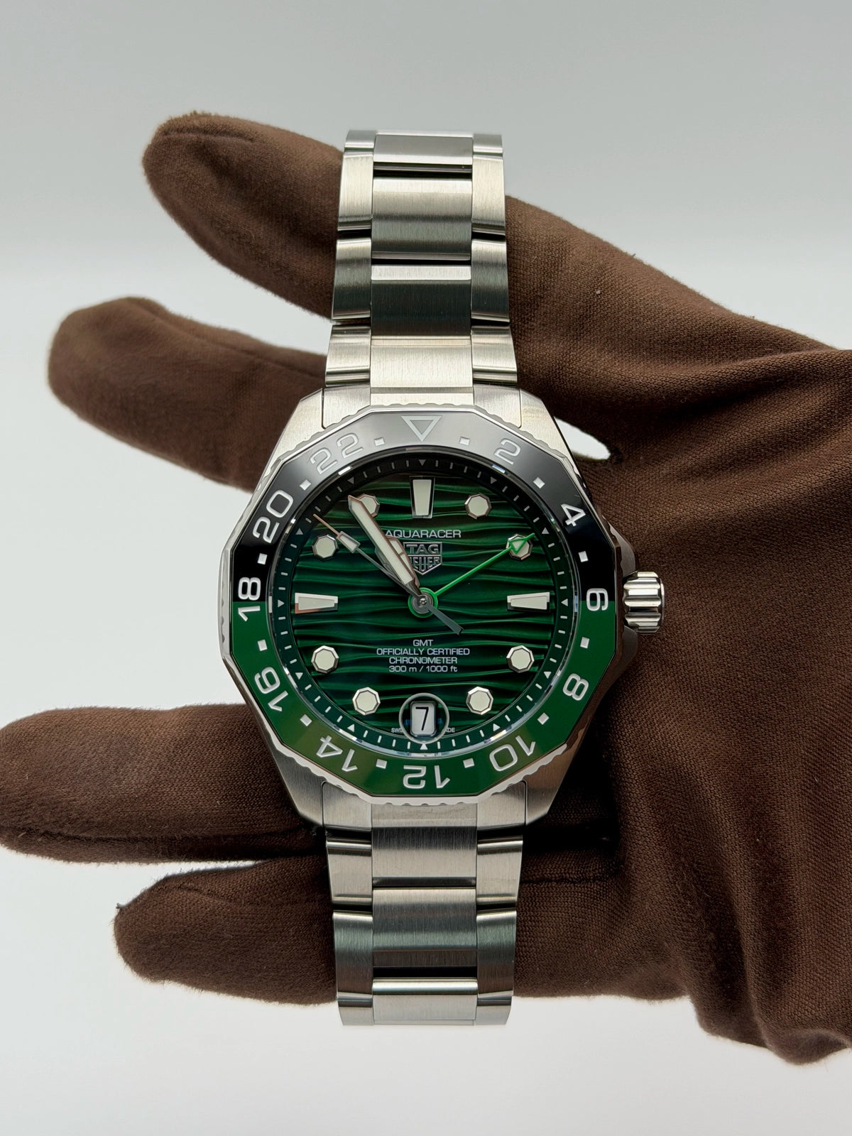 2026 Tag Heuer Aquaracer Professional 300 GMT 42mm Stainless Steel WBP5115.BA0013