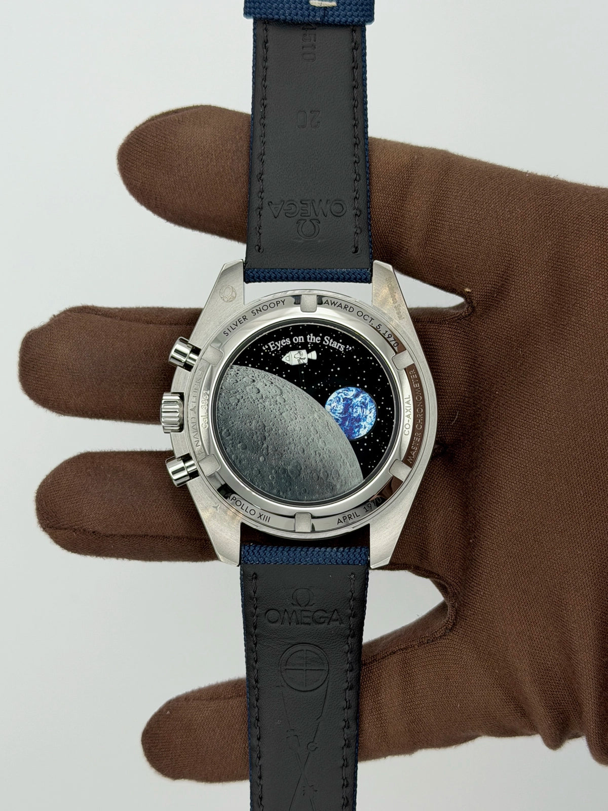 Omega Speedmaster Anniversary Series Co-Axial Master Chronometer Chronograph “Silver Snoopy Award” 310.32.42.50.02.001 — photo 4 of 8
