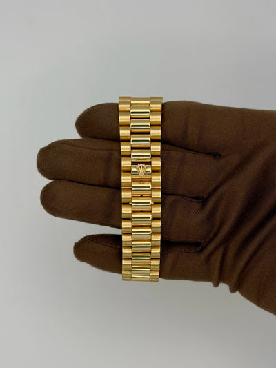 1990 Rolex Day-Date 36mm Yellow Gold 18238