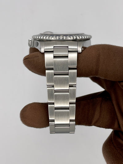 2000 Rolex GMT-Master II Pepsi 40mm Stainless Steel 16710