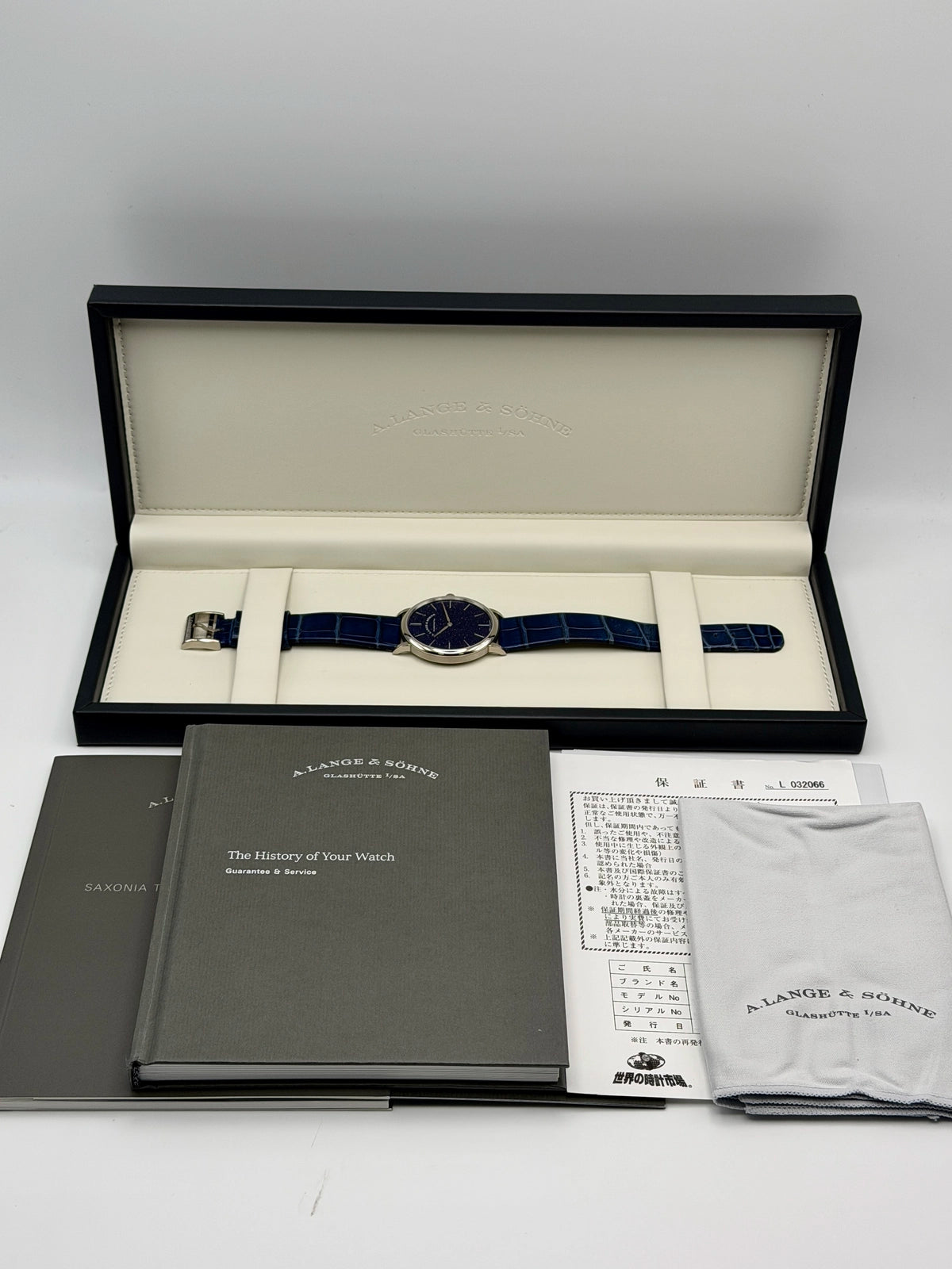 A. Lange & Söhne Saxonia Thin 205.086 — photo 8 of 8