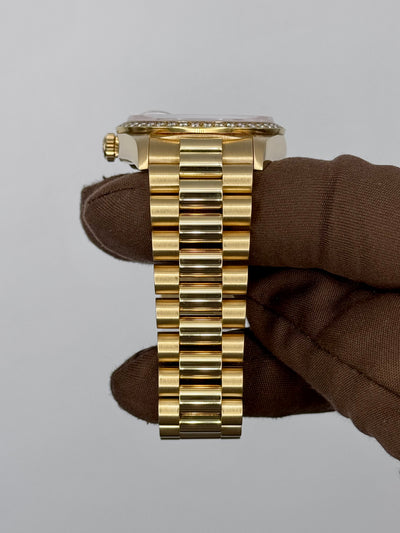 1991 Rolex Day-Date 36mm Yellow Gold 18348