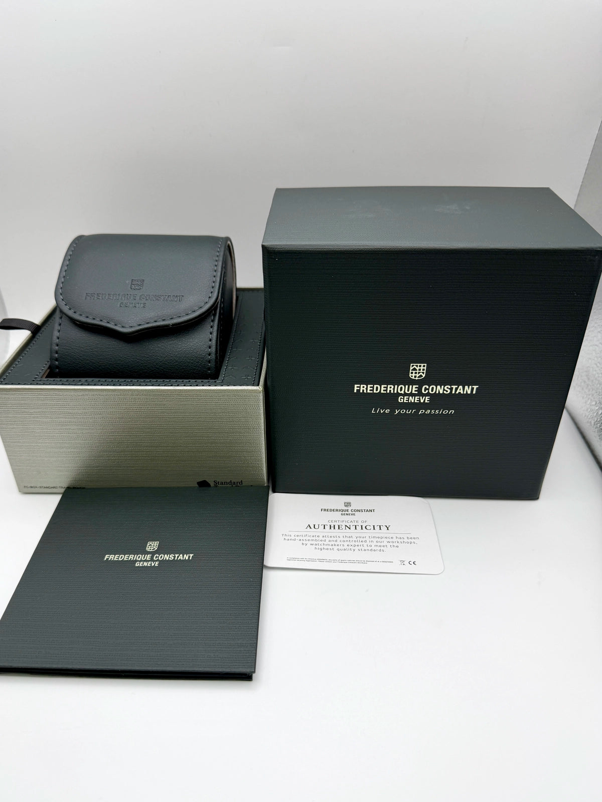 2026 Frederique Constant Classics Quartz Chronograph Triple Calendar 40mm Stainless Steel FC-296SW5B6B