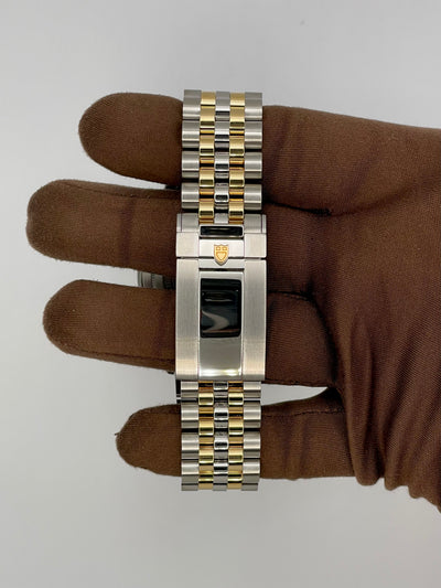 2025 Tudor Black Bay One 39mm Stainless Steel/Yellow Gold M79663-0001