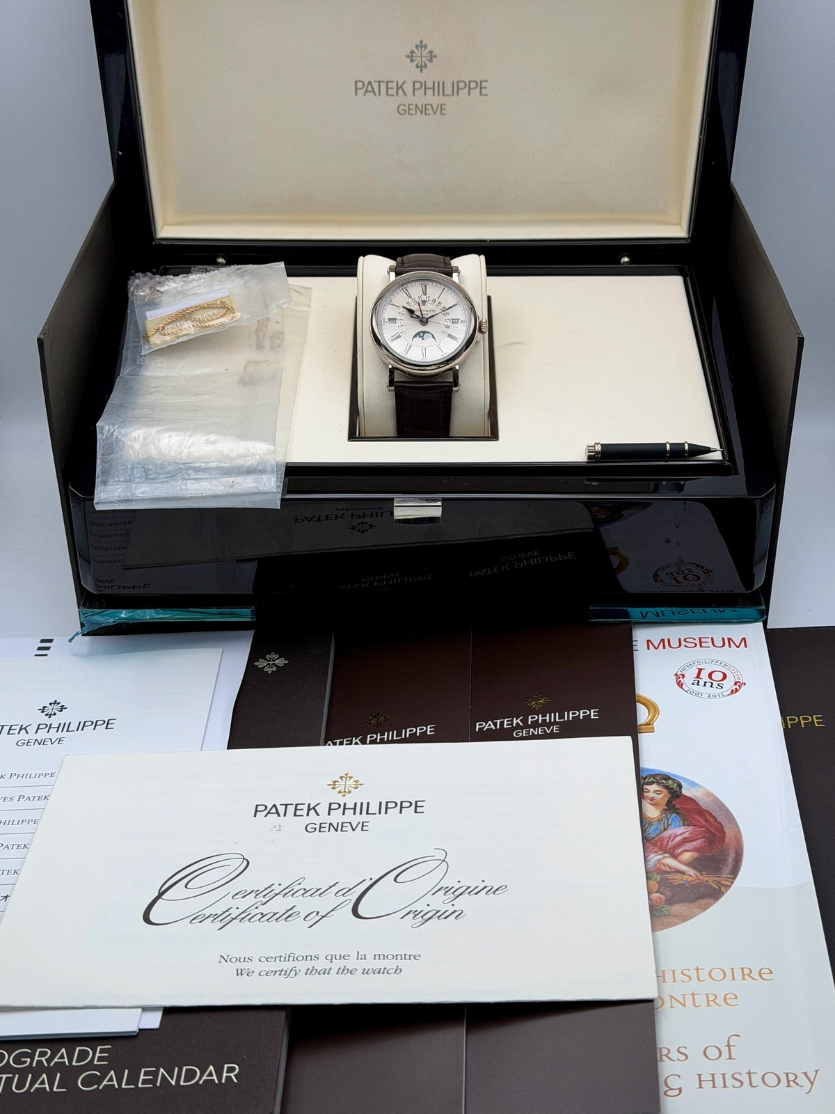 2014 Patek Philippe Perpetual Calendar Moonphase Grand Complication 38mm White Gold 5159G-001