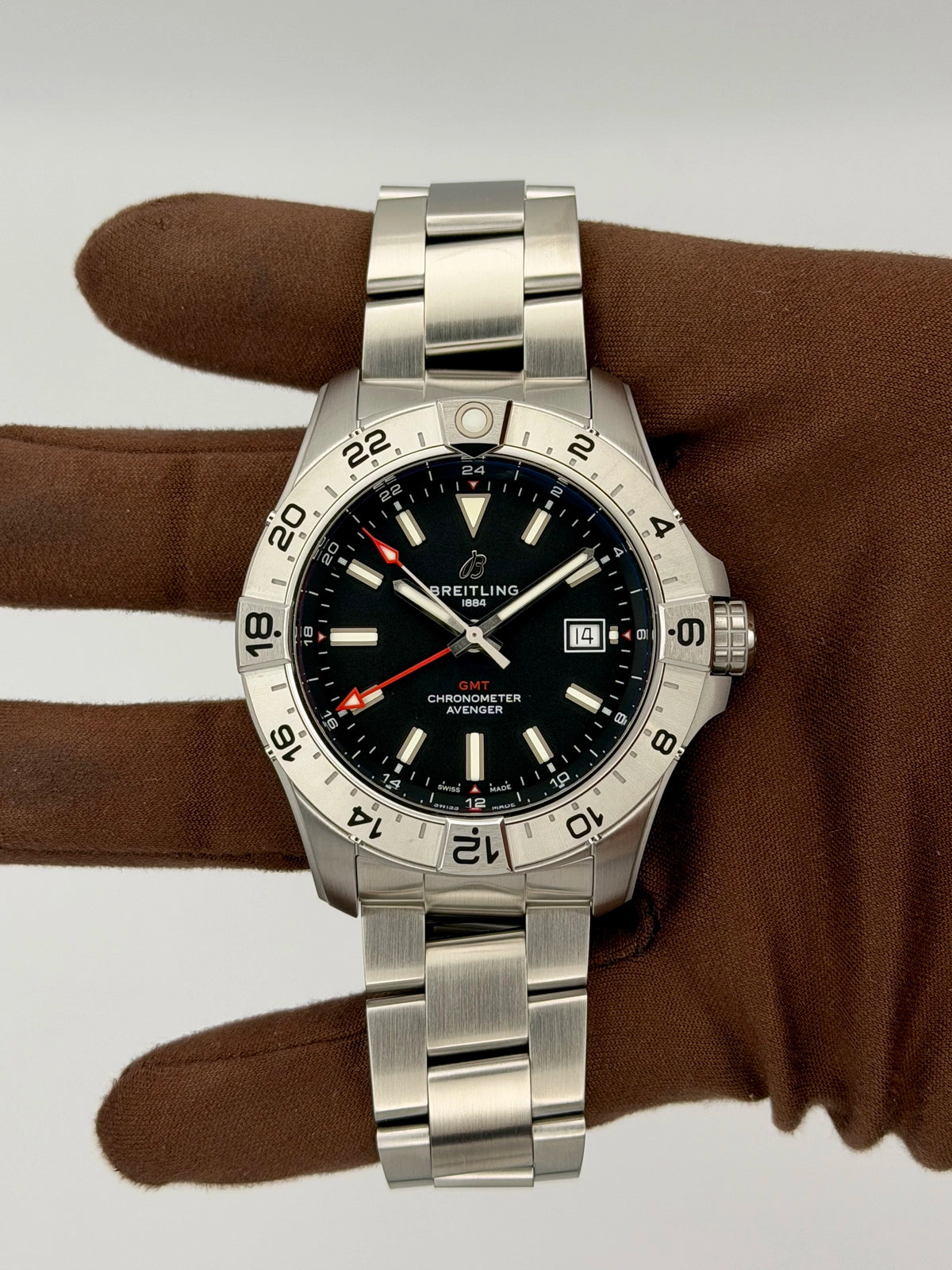 2026 Breitling Avenger Automatic GMT 44 44mm Stainless Steel A32320101B1A1