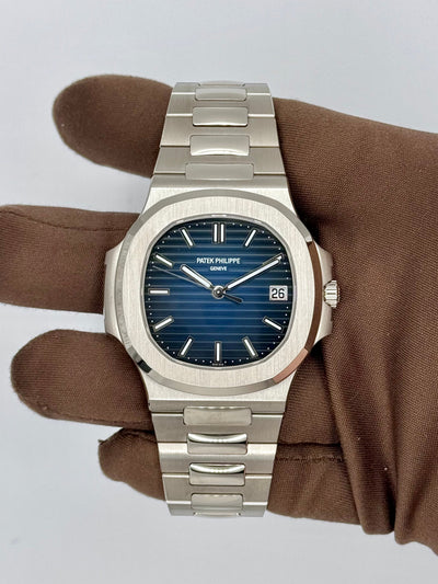2026 Patek Philippe Nautilus - Date - Sweep Seconds 41mm White Gold 5811/1G-001