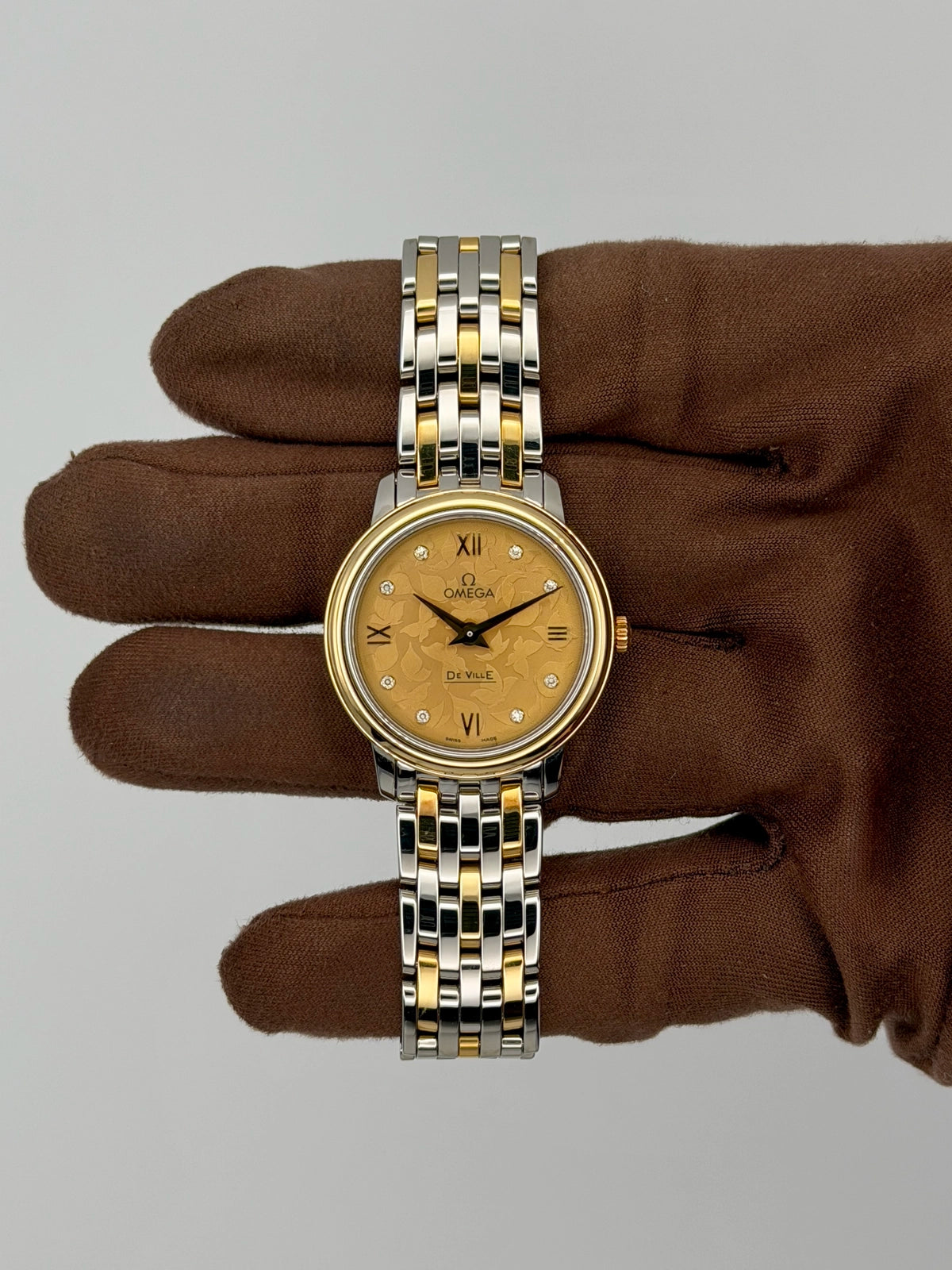 2026 Omega De Ville Prestige 27.4mm Stainless Steel/Yellow Gold 424.20.27.60.58.002