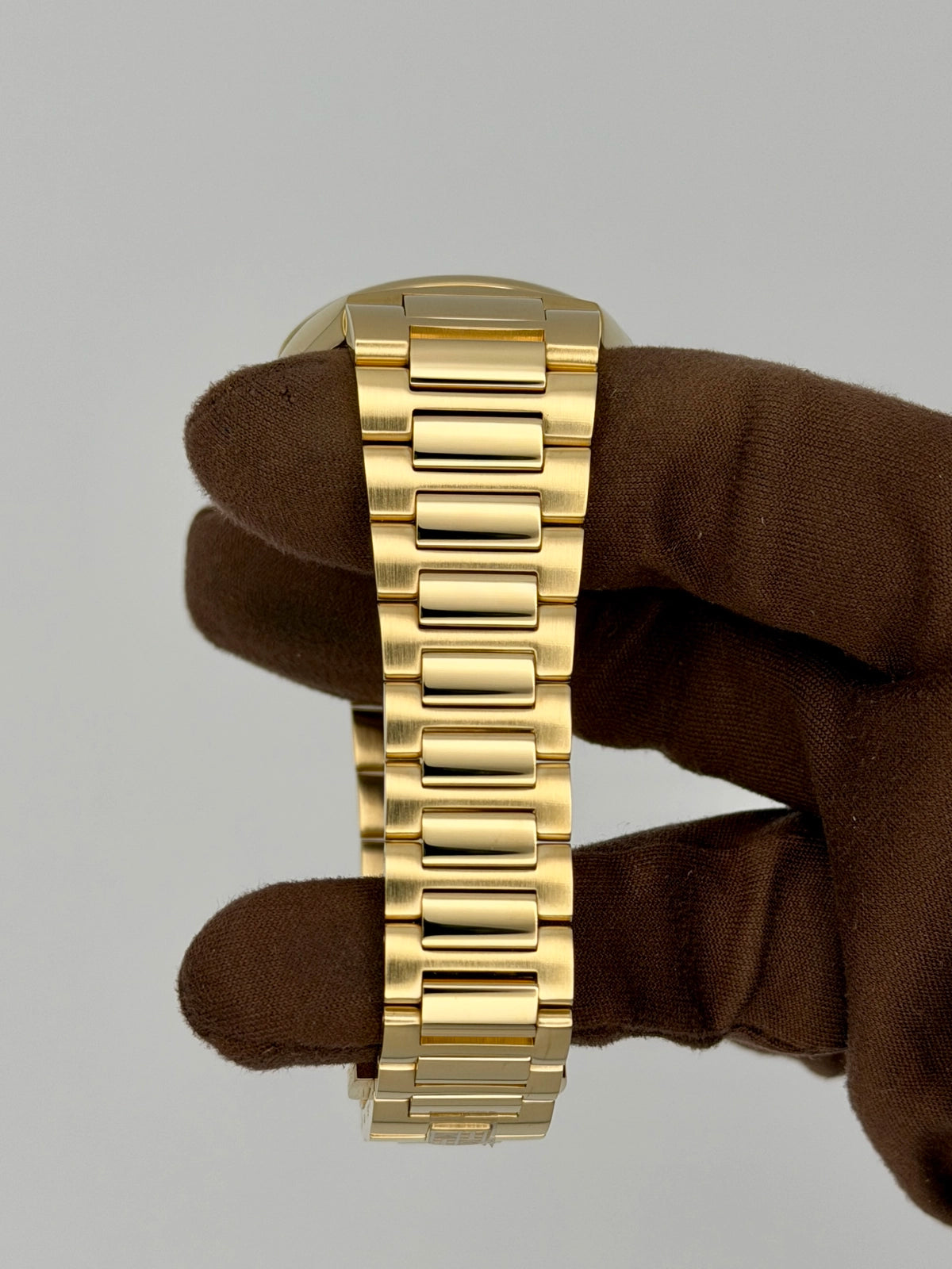 Frederique Constant Highlife Ladies Automatic FC-303VD2NH5B — photo 5 of 9