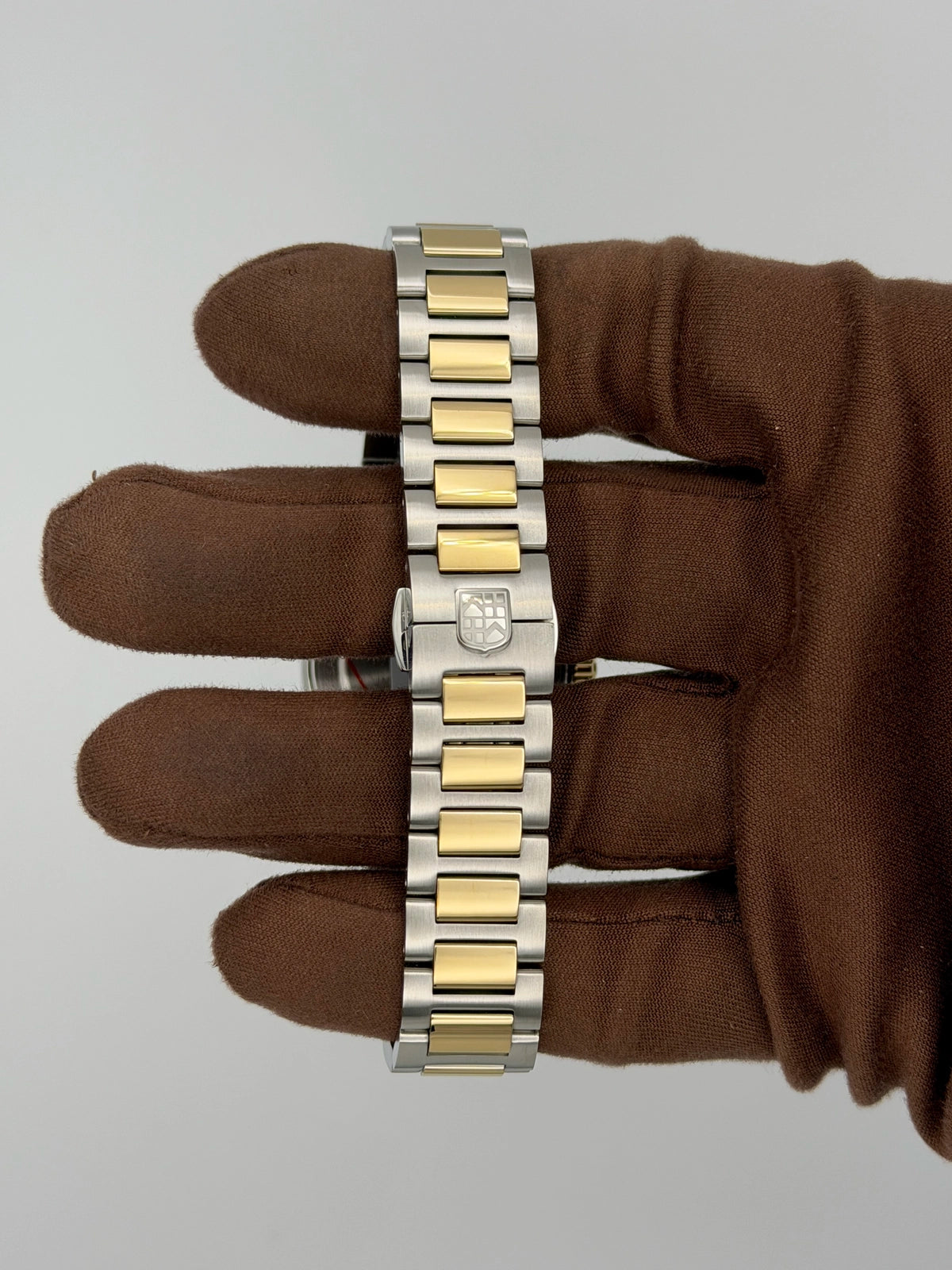 2026 Frederique Constant Highlife Ladies Quartz 31mm Stainless Steel FC-240VD2NH3B