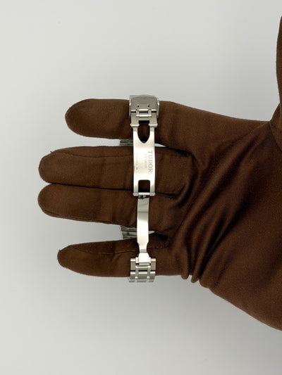 2026 Tudor Royal 28mm Stainless Steel M28300-0001