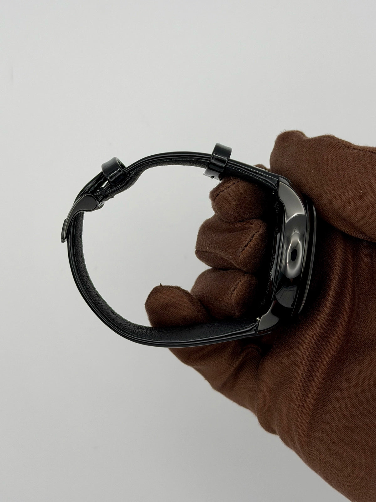 2026 Louis Erard Louis Erard x Sylvie Fleury Le Régulateur "Palette of Shadows" 39mm Leather 85238NN42