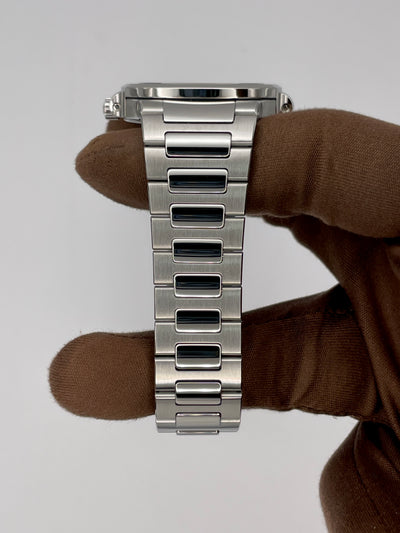 2025 Patek Philippe Ladies Nautilus 35mm Stainless Steel 7118/1200A-011