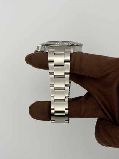 2005 Rolex Submariner 'Kermit' 40mm Stainless Steel 16610LV