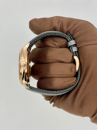 2025 H. Moser & Cie. Endeavour Centre Seconds Concept Vantablack 40mm Rose Gold 1200-0412
