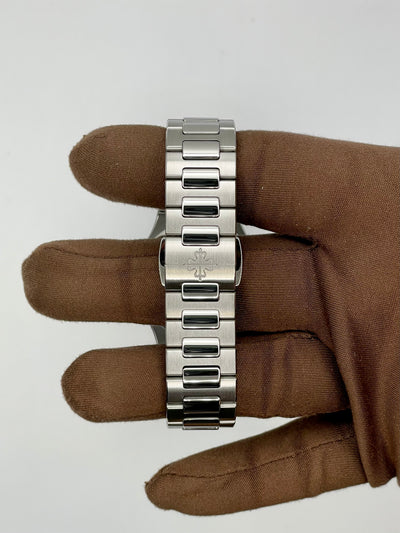 2026 Patek Philippe Ladies Nautilus 35mm Stainless Steel 7118/1A-011