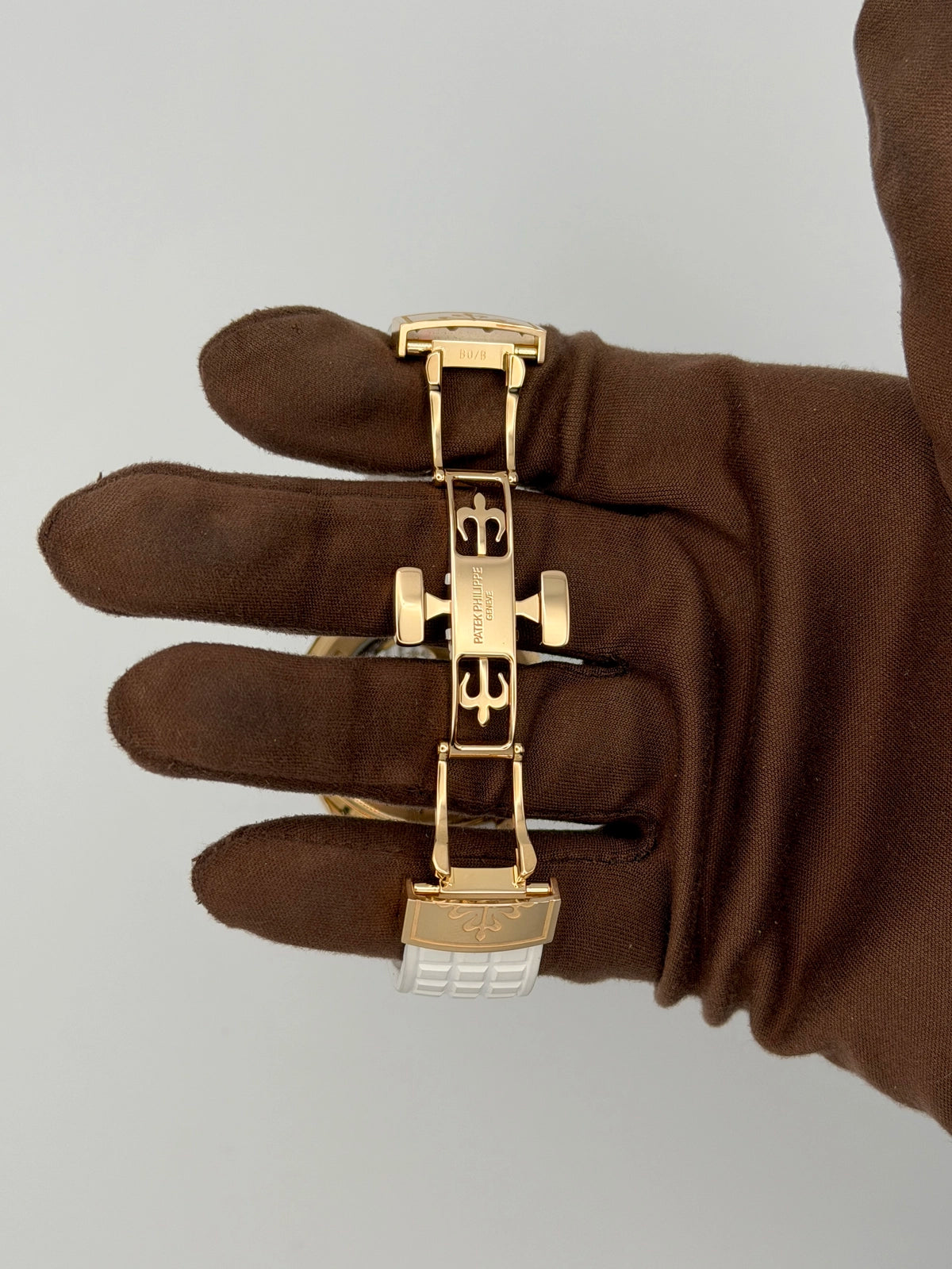 2022 Patek Philippe Aquanaut 38.8mm Rose Gold 5268/200R-001