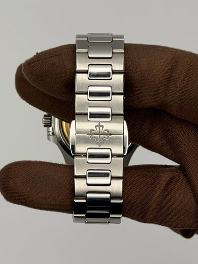 2014 Patek Philippe Nautilus 33.6mm Stainless steel 7018/1A-001