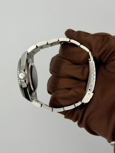 2005 Rolex Submariner 'Kermit' 40mm Stainless Steel 16610LV