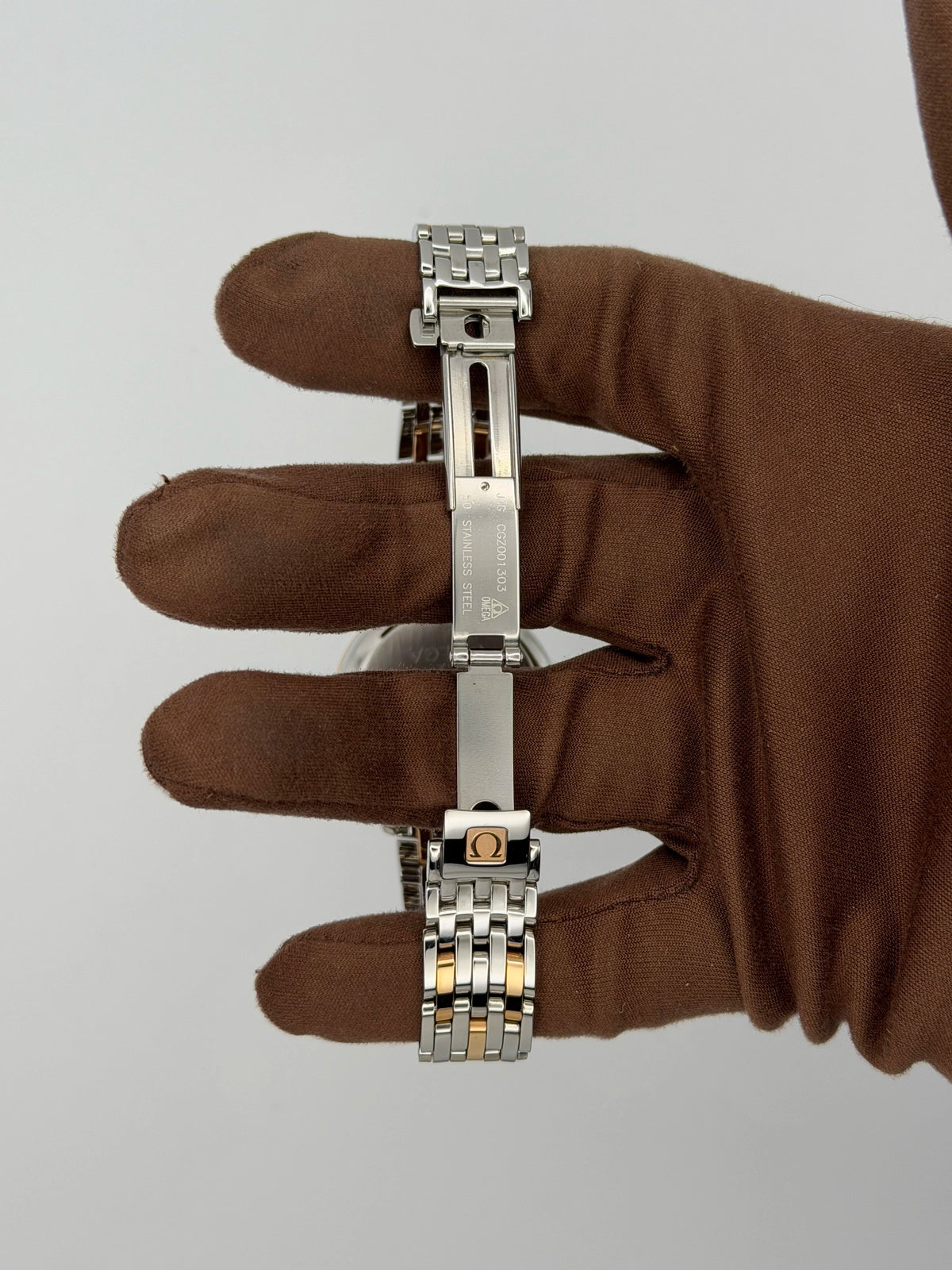 2026 Omega De Ville 32.7mm Stainless Steel/Rose Gold 424.25.33.20.55.002
