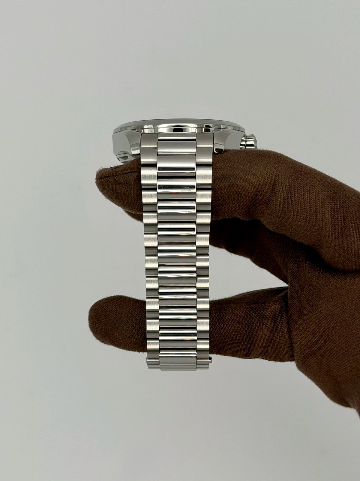Omega Seamaster Aqua Terra 150M Co-Axial Master Chronometer 220.10.38.20.09.001 — photo 6 of 10