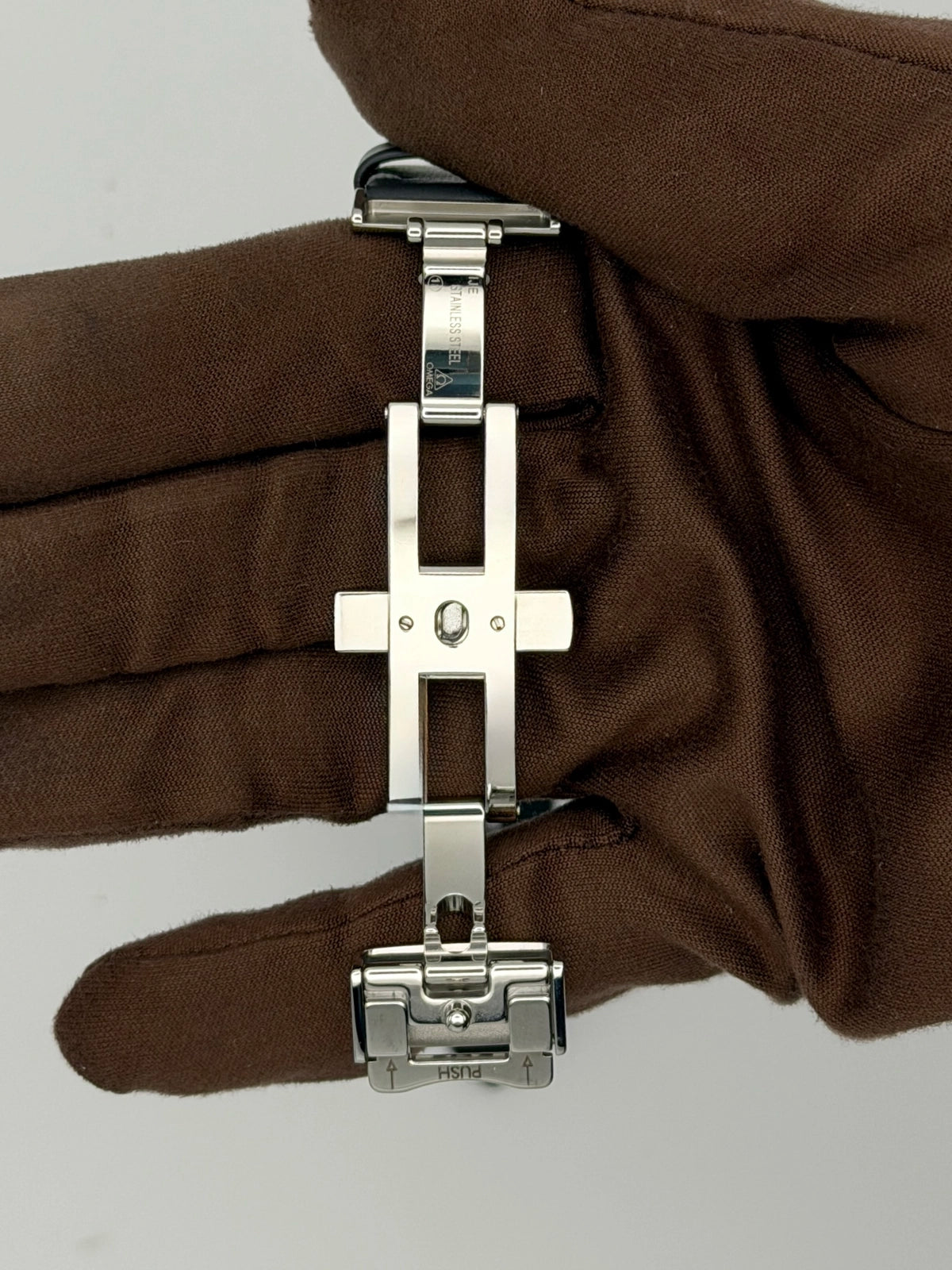 Omega De Ville Ladymatic 425.32.34.20.57.004 — photo 8 of 9