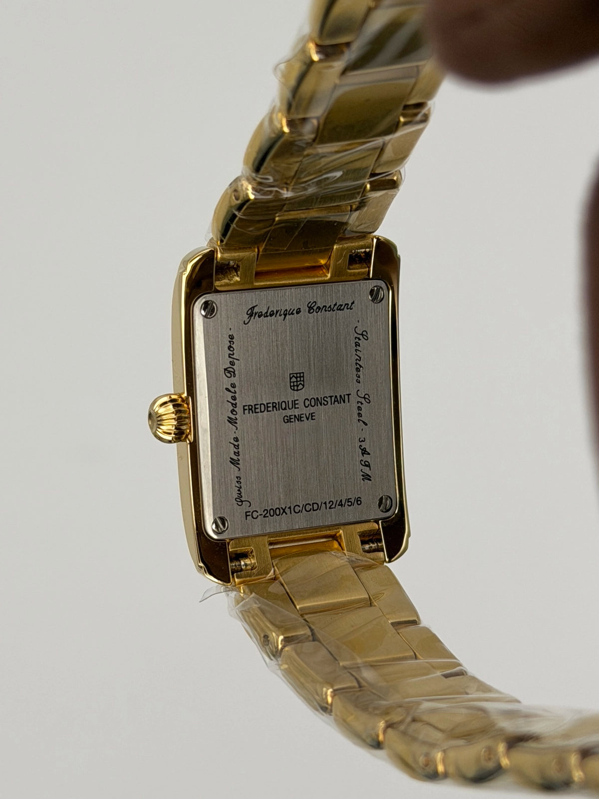 2026 Frederique Constant Classics Carrée Ladies 23 x 21mm Yellow Gold-Plated FC-200MCDC25B
