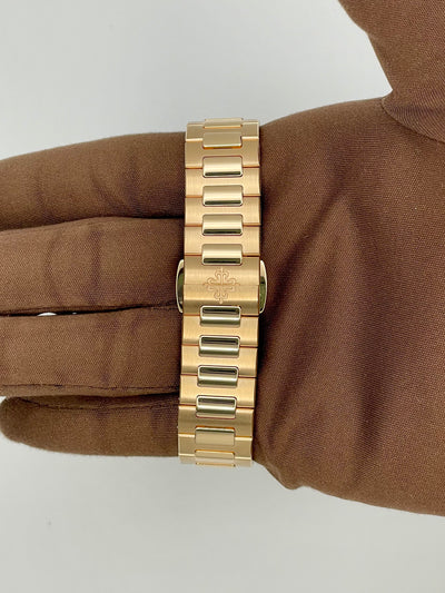 2026 Patek Philippe Ladies Nautilus 35mm Rose Gold 7118/1200R-010