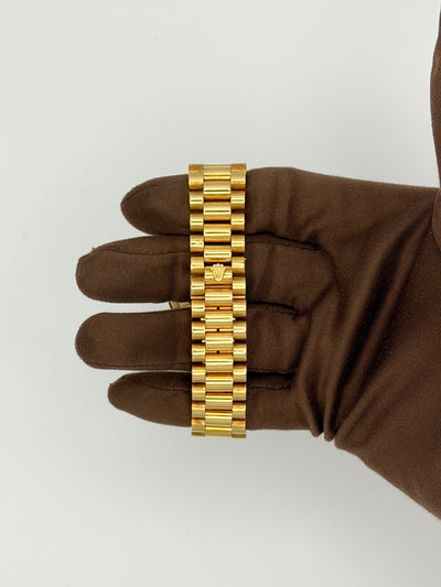 1990 Rolex Day-Date Blue Vignette Diamond Dial 36mm Yellow Gold 18238