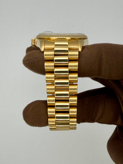 1990 Rolex Day-Date 36mm Yellow Gold 18238