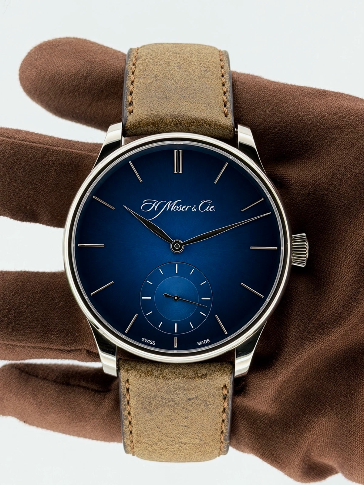 H. Moser & Cie. Venturer 2327-0203 — photo 9 of 9