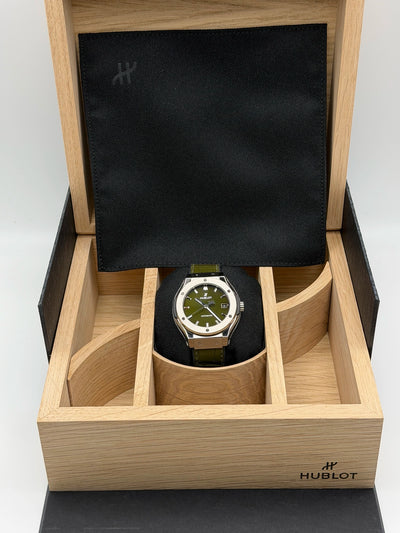 2026 Hublot Classic Fusion 38mm Titanium 565.NX.8970.LR