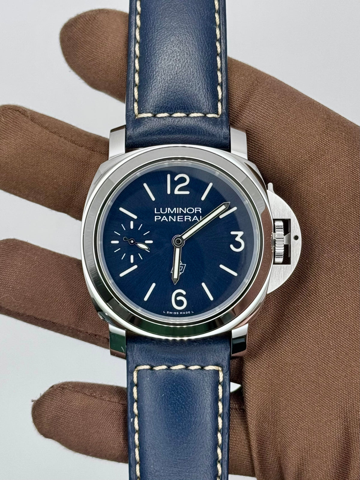 0007 Panerai Luminor Logo 44mm SS PAM01085