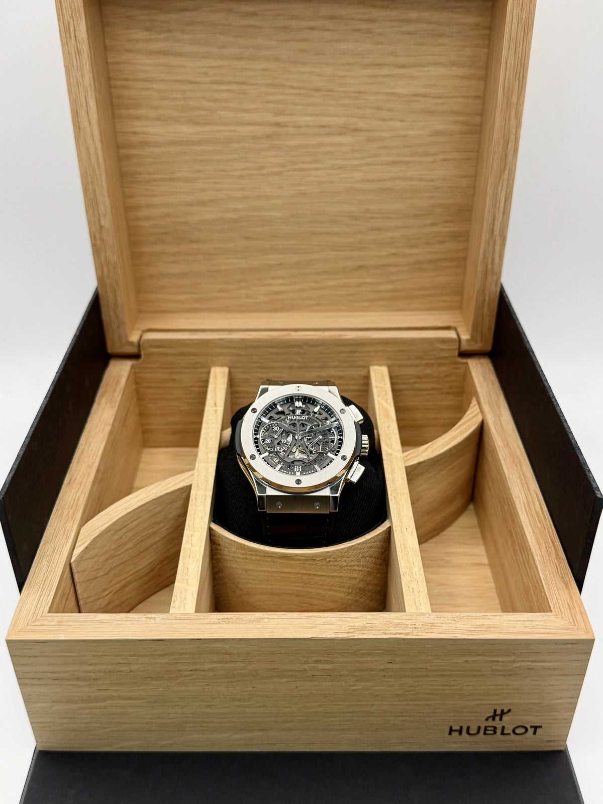 2026 Hublot Classic Fusion Chronograph 45mm Titanium 525.NX.0170.LR