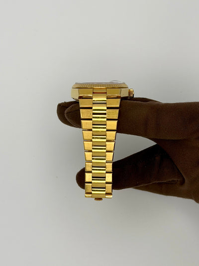 1984 Rolex Day-Date Oysterquartz Burlwood 36mm Yellow Gold 19018