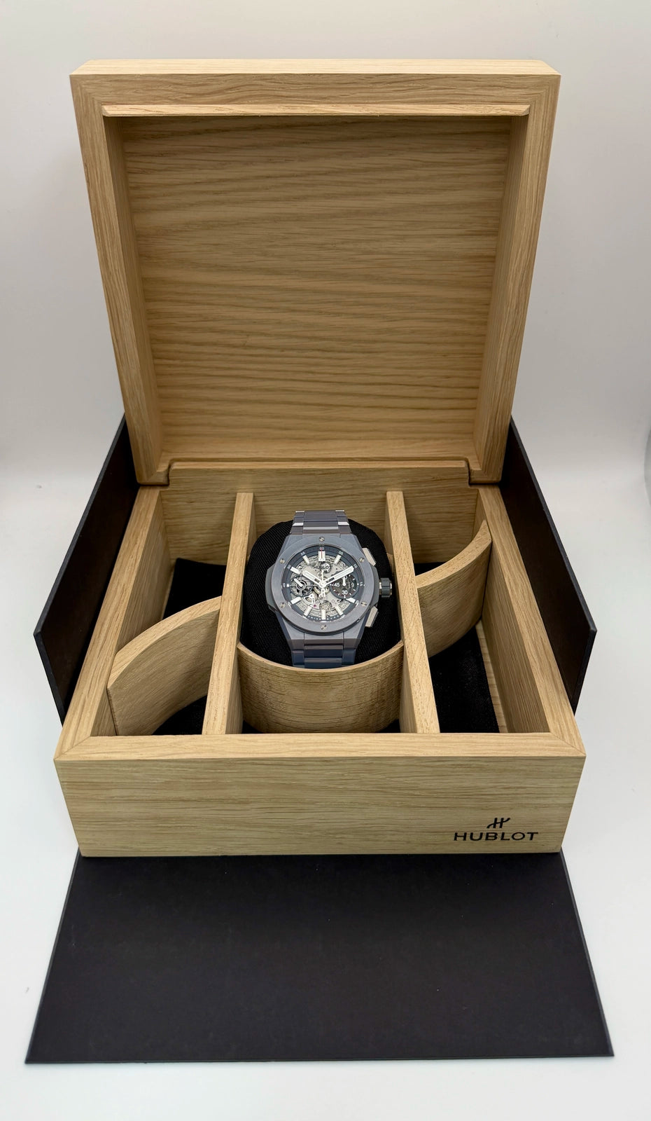2026 Hublot Big Bang Integrated 42mm Ceramic 451.FX.6923.FX