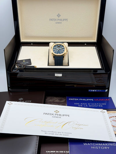 2025 Patek Philippe Aquanaut Luce Annual Calendar 40mm Rose Gold 5261R-001