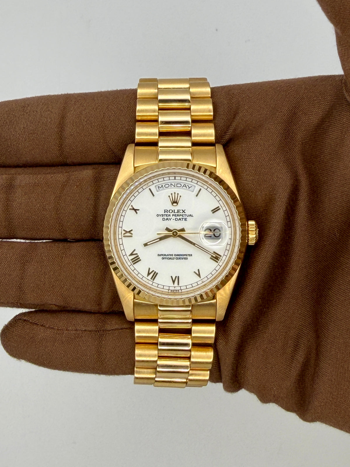 1990 Rolex Day Date 36mm Yellow Gold 18238
